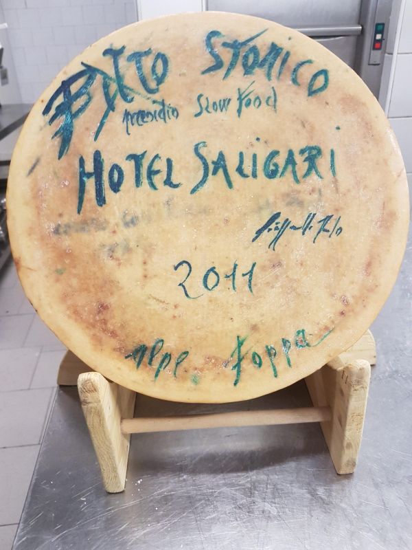 forma formaggio bitto storico ribelle